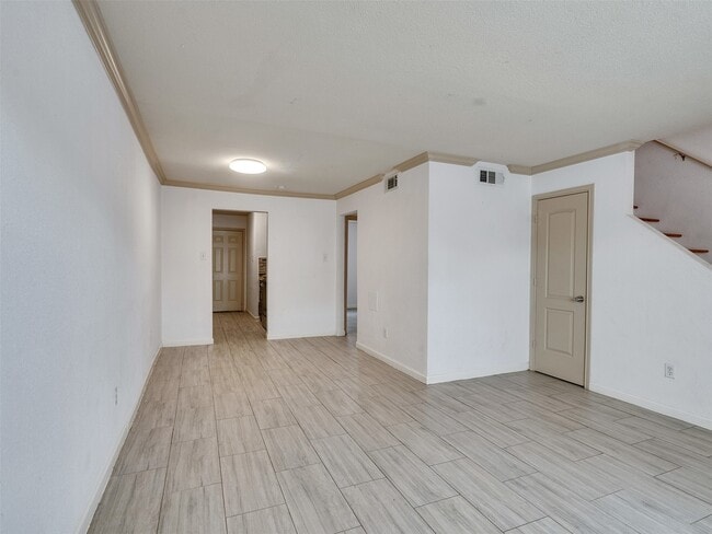 Building Photo - 1701 Upland Dr Unit 216 Rental