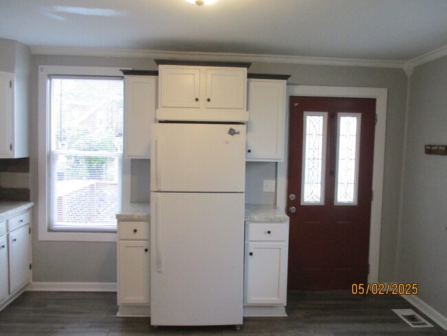 Photo - 1458 Jackson St