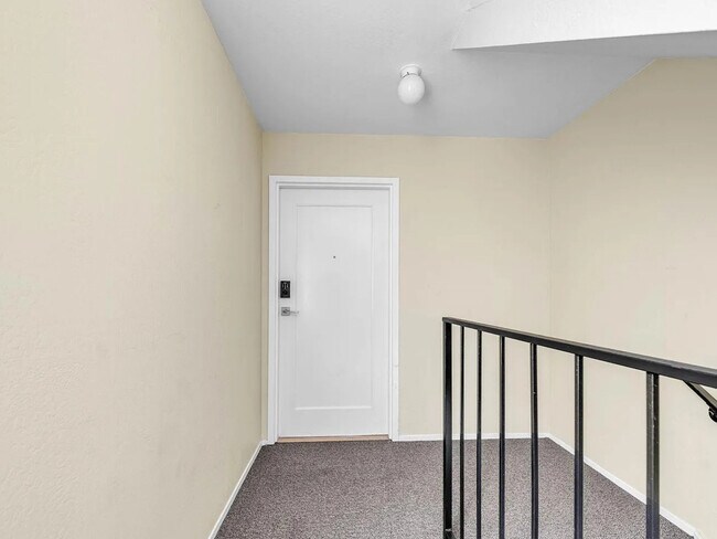 Photo - 2476 Sutter St Unit 2