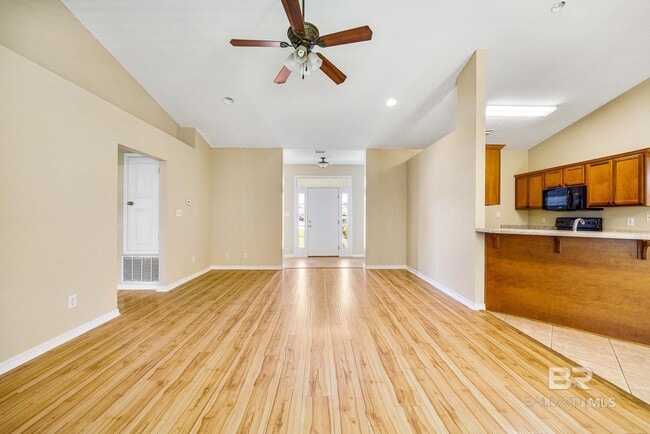 Photo - 16955 Heartland Cir