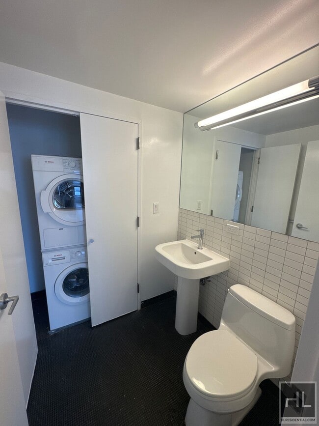 Photo - East 39th Street Unit 12B