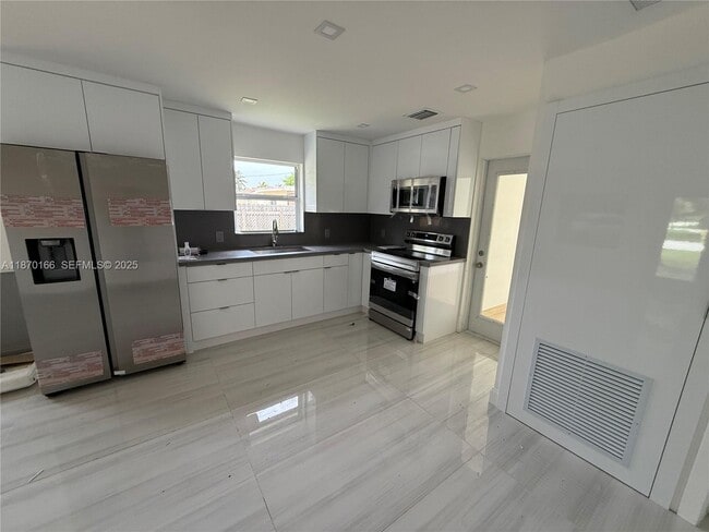 Photo - 18333 SW 296th St