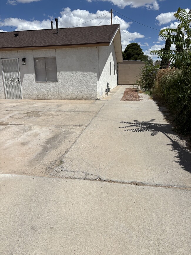 Photo - 122 Rio Rd