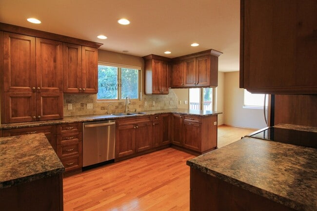 Photo - 5315 W 4th Ave
