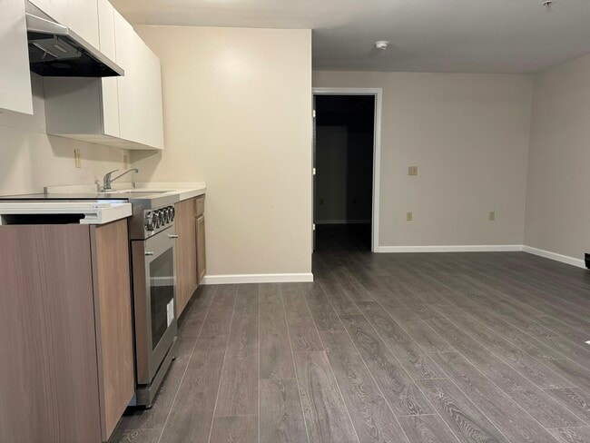 Photo - 355 S Main St Unit A1