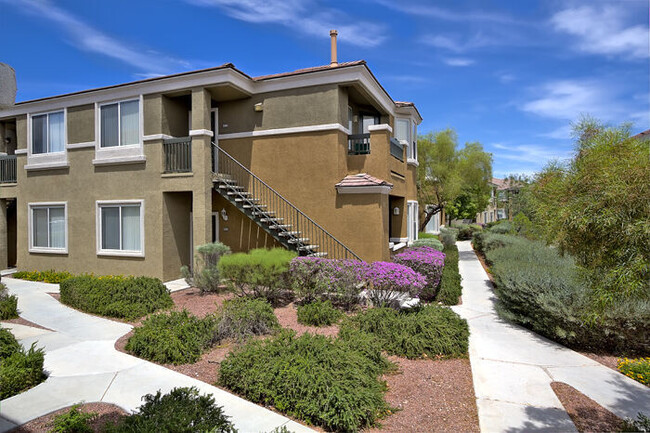 Building Photo - Viviani Rental