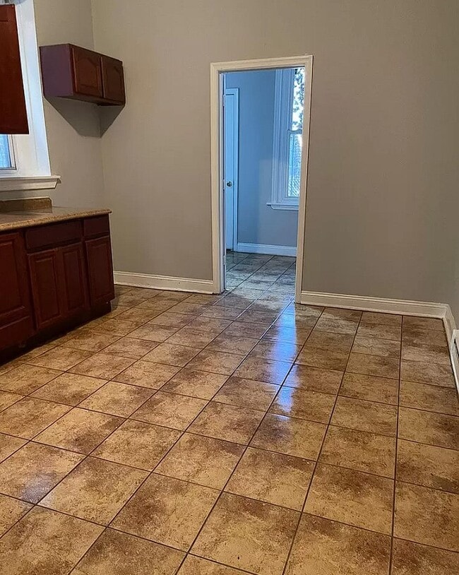 Building Photo - 4555 N 17th St Rental