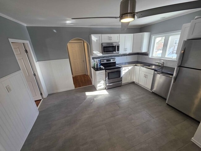 Building Photo - 14 Seagirt Ave Unit 1