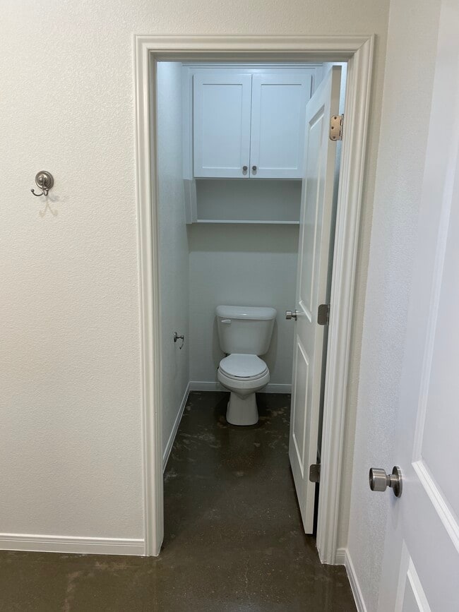 Photo - 706 Tower Mill Ct