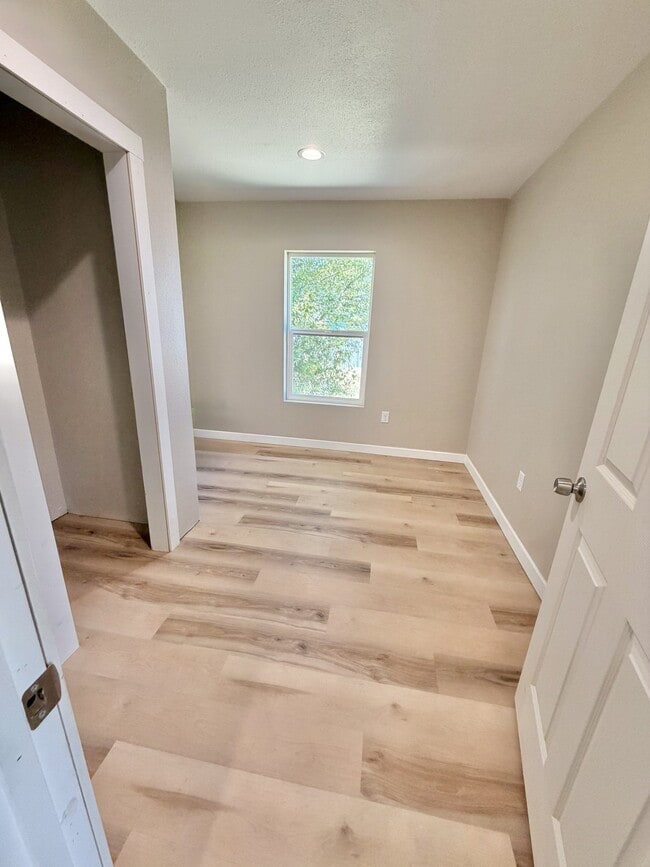 Photo - 426 1st Ave