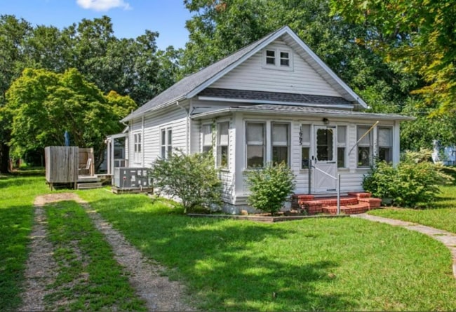 Photo - 1665 N Mallory St