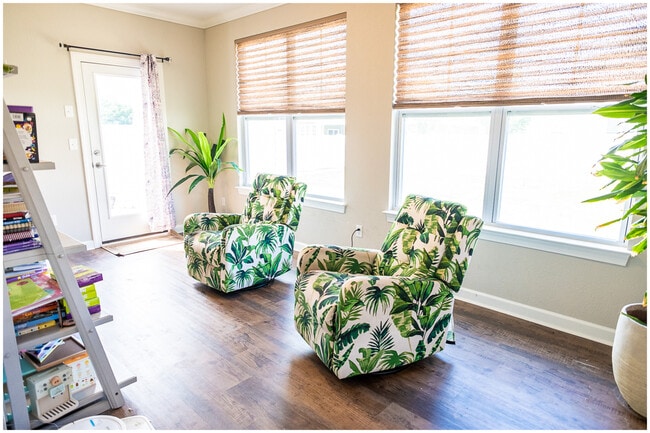 Photo - 1321 Parkdale St