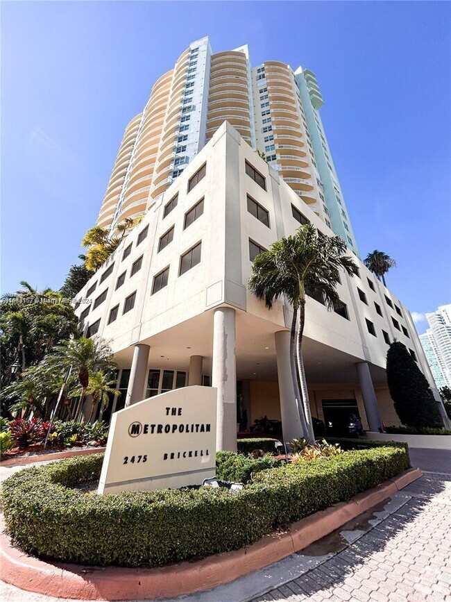 Building Photo - 2475 Brickell Ave Unit 806 Rental