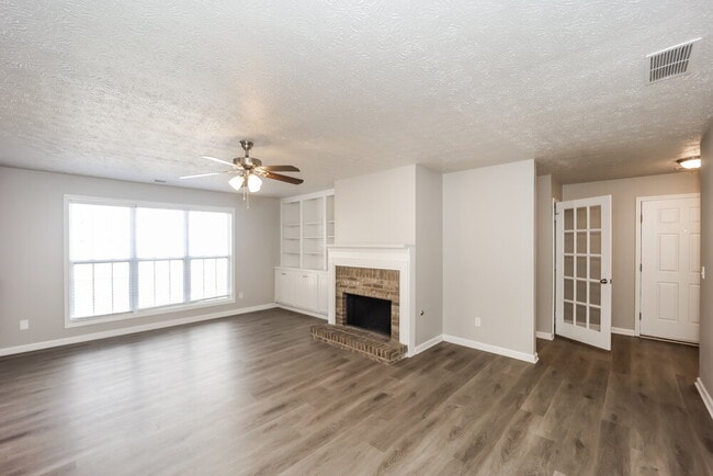 Photo - 1716 Anniston Dr