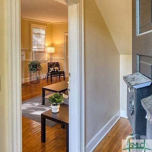 221 E 56th St Unit 1