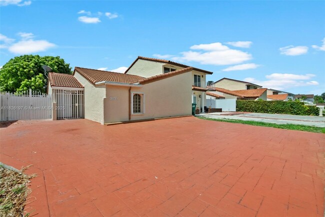 Photo - 12262 SW 10th St House