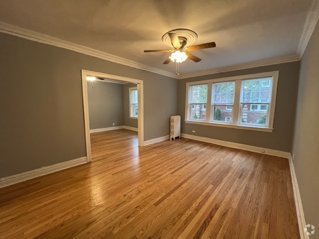 Building Photo - 5927 N Paulina St Unit 2W Rental