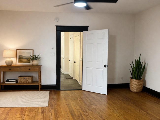 Photo for reference only. This is a semi-furnished unit only. Please click more to see actual photos - 2224 Miami St Unit 1