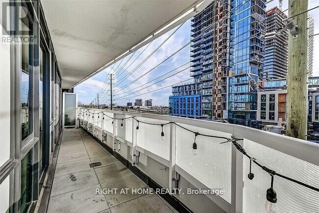 Photo - 7895 Jane St Unit 213