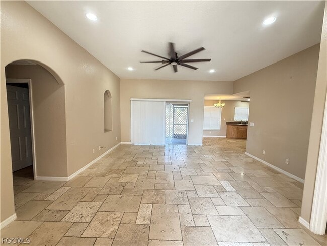 Photo - 2910 21st St SW