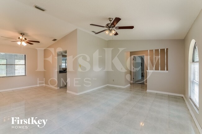 Photo - 558 Murphy Ave