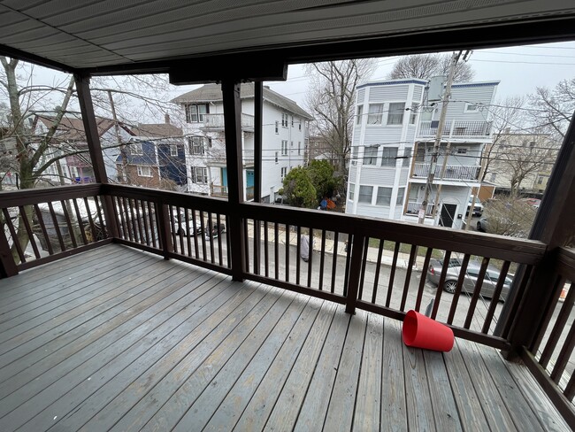46 Wildwood St Unit 2