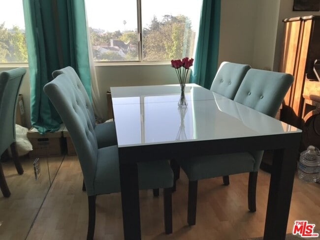 Photo - 10747 Wilshire Blvd Unit 708