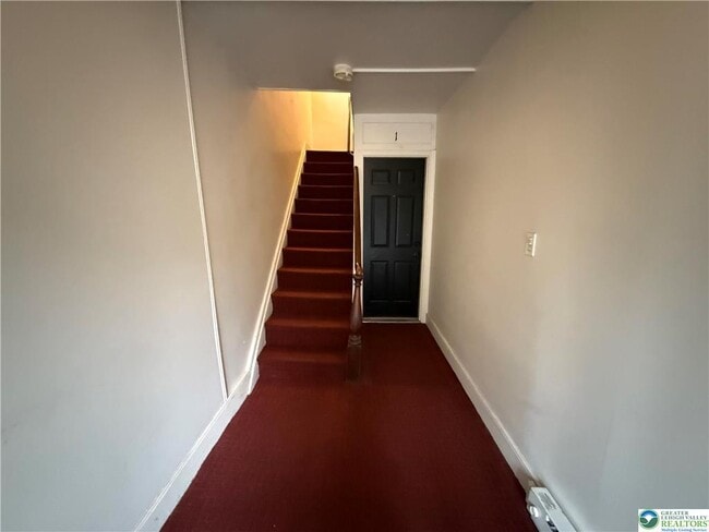 Photo - 116 S 6th St