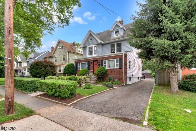 Photo - 558 Argyle Ave Unidad 2