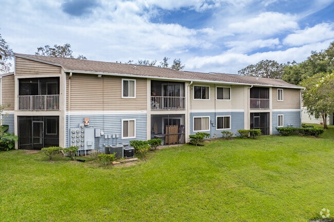 8228 Chasco Woods Blvd, Port Richey, FL