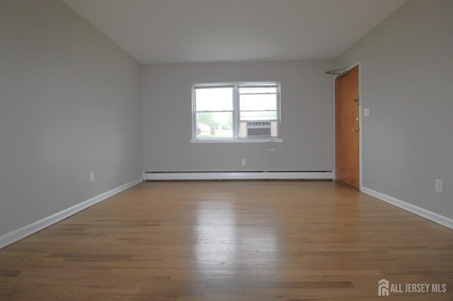 Photo - 250 Penn Ave Unidad 2A