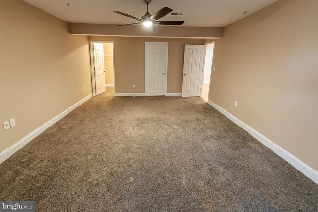 Photo - 5544 Old Colony Ct