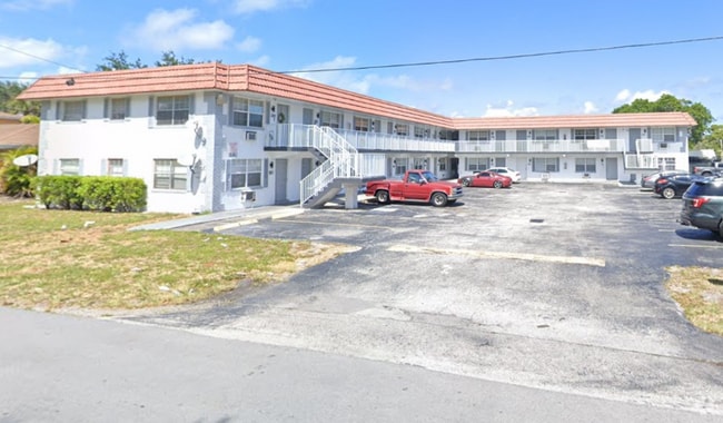 Building Photo - 771 SW 8th St Rental