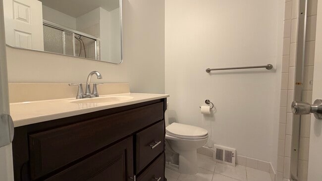 Photo - 4124 Salford Ct