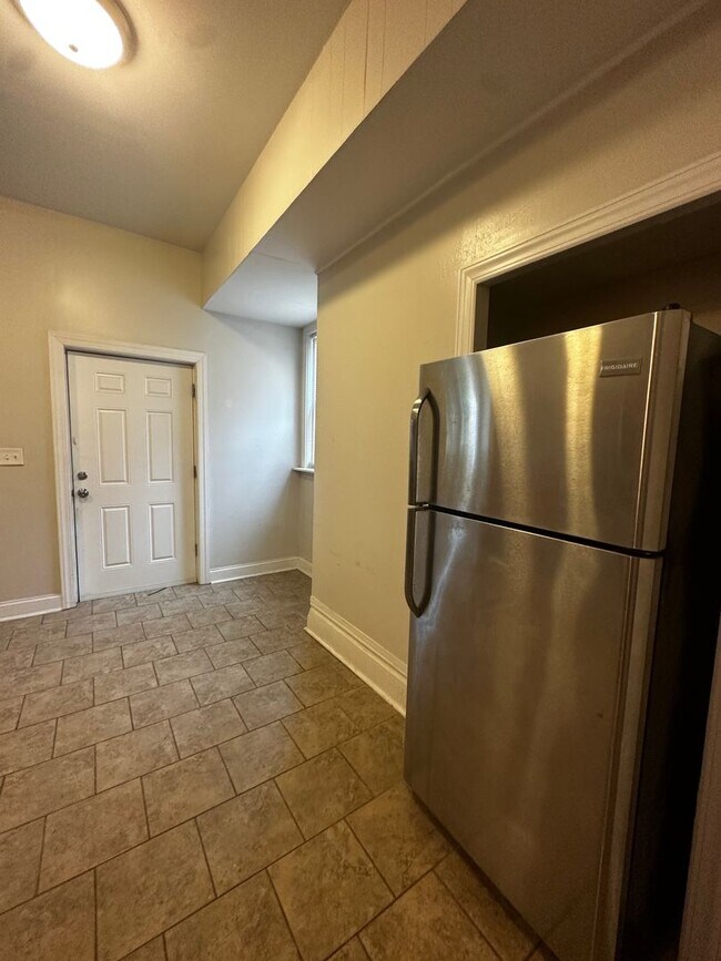 7218 Meade St Unit 1