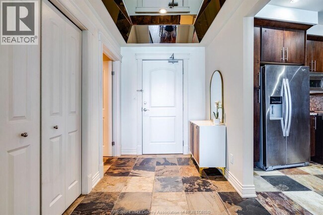 Photo - 1225 Riverside Dr W Unit 202