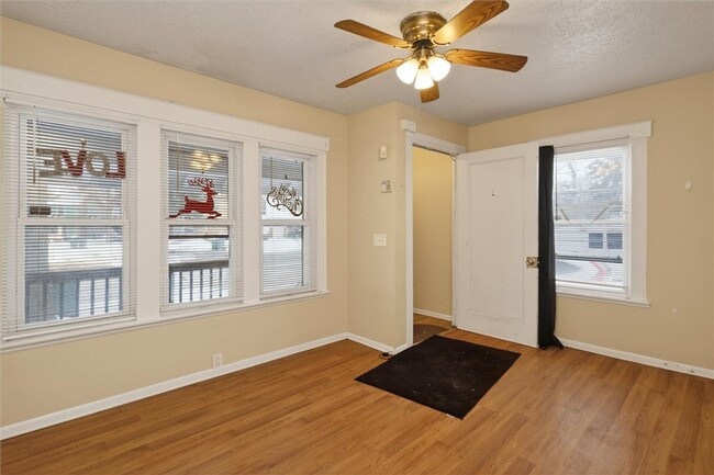 Photo - 53 Scottsville Rd