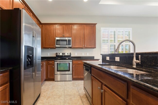 Building Photo - 13515 Cambridge Ln Rental
