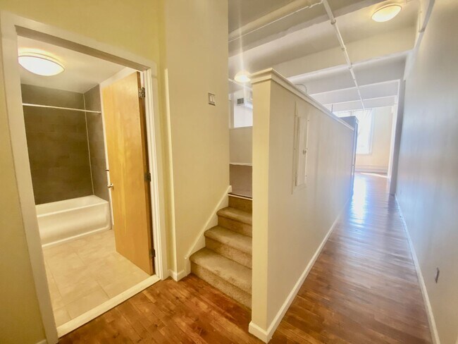 Photo - 1230 Arch St