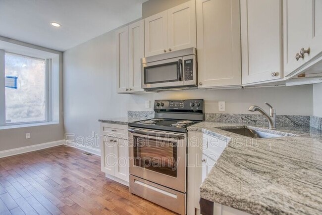 Photo - 1623 E Baltimore St Unit Apt 1