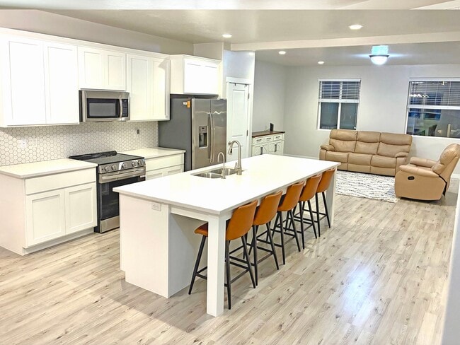 Photo - 778 W Bronze Leaf Rd