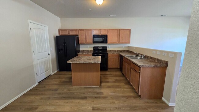 Photo - 3046 Harpy Grove