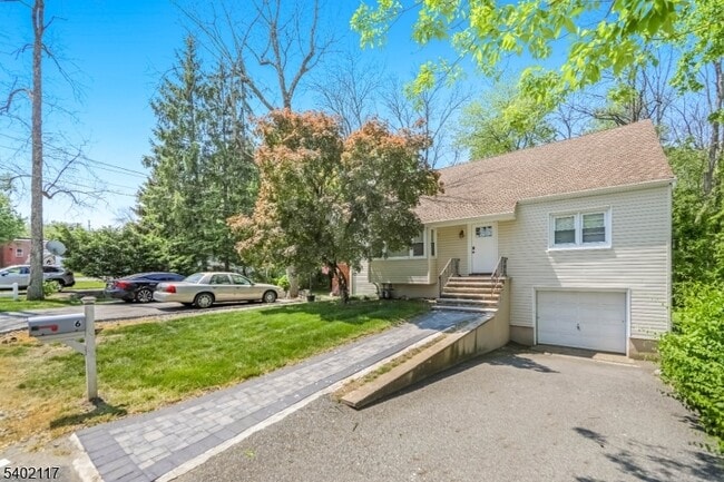 Photo - 6 Waughaw Rd