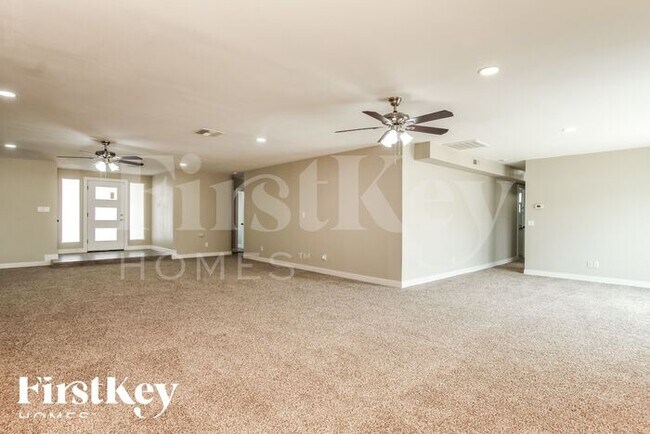 Photo - 8038 W Windrose Dr