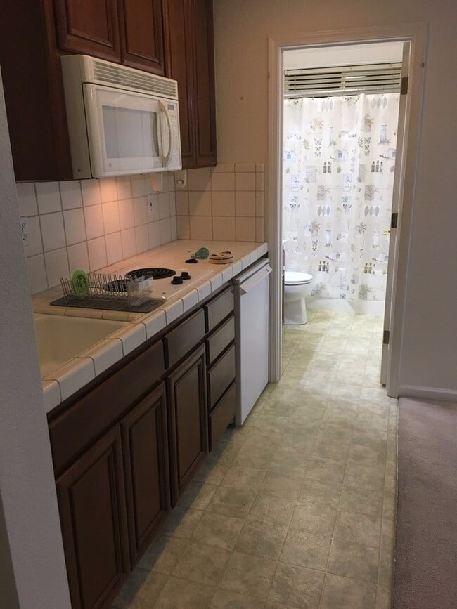 Photo - Rare studio in N. Turlock