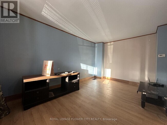 Photo - 1248 McEwan Ave