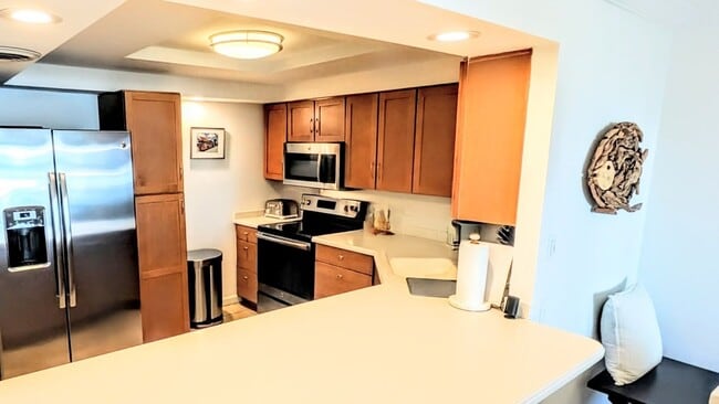 Photo - DOWNTOWN FURNISHED 2/2