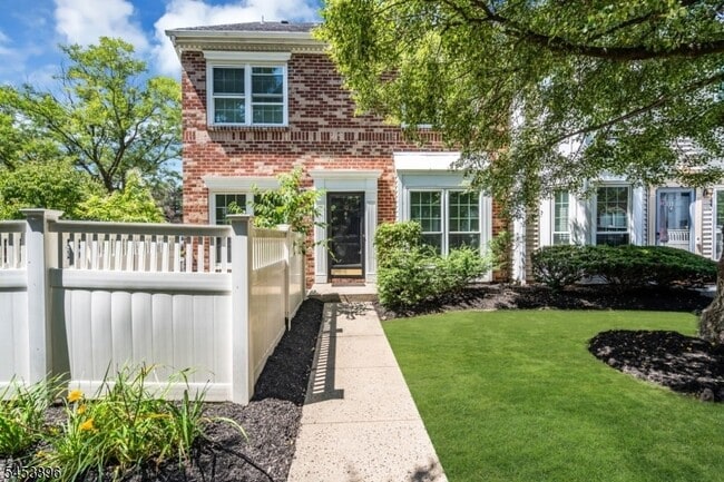 10 Brighton Way