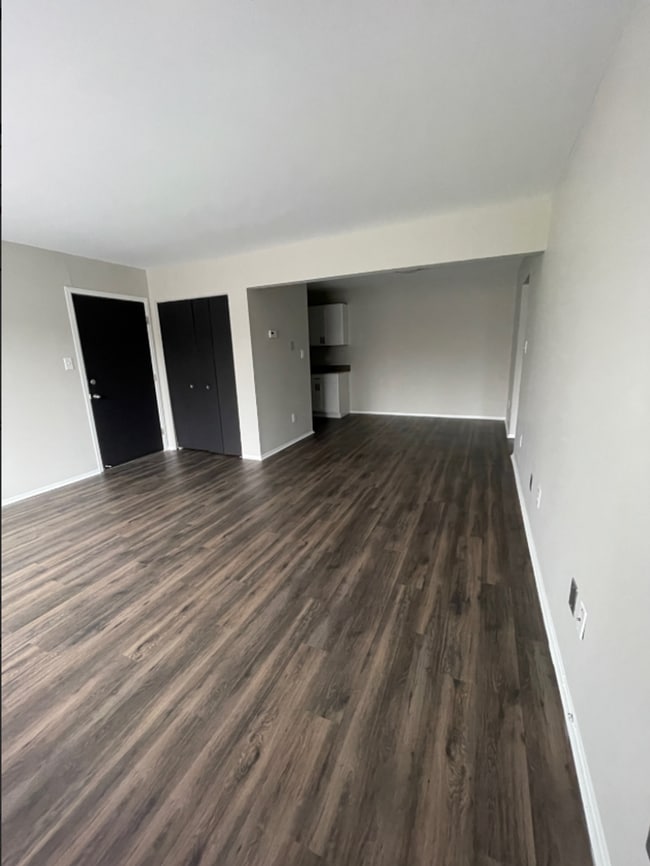 Photo - 333 Marshall Apartments