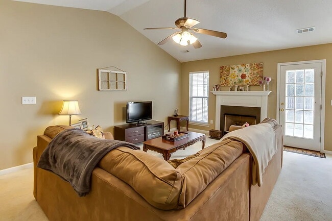 Photo - The perfect 3 bed, 2 bath home located in ...